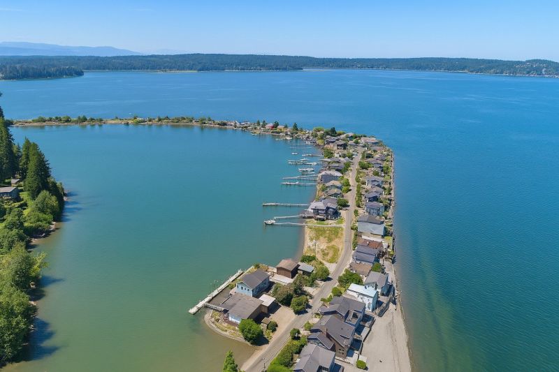 Best Tub To Shower Conversion pros in Bellingham, WA